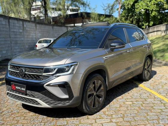 VOLKSWAGEN TAOS 1.4 250 TSI TOTAL FLEX HIGHLINE AUTOMÁTICO